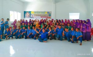 UNIKI Membangun Jiwa Wirausaha di kalangan Siswa SMKN1 Jeunieb