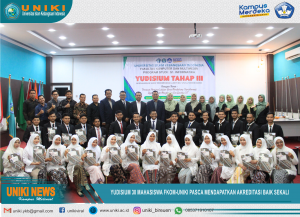 30 MAHASISWA FKOM MENGIKUTI YUDISIUM TAHAP III