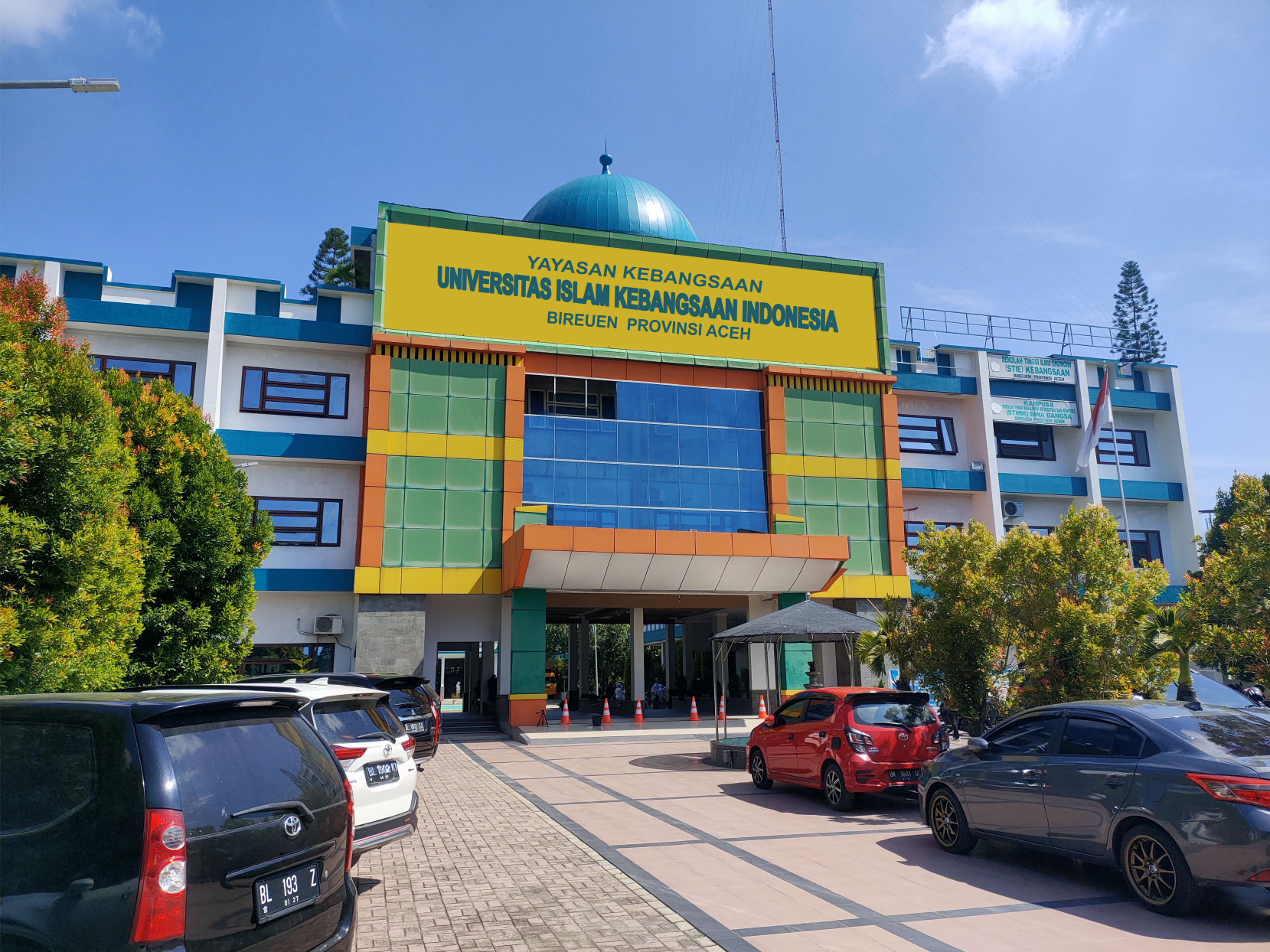 Pusat Administrasi UNIKI