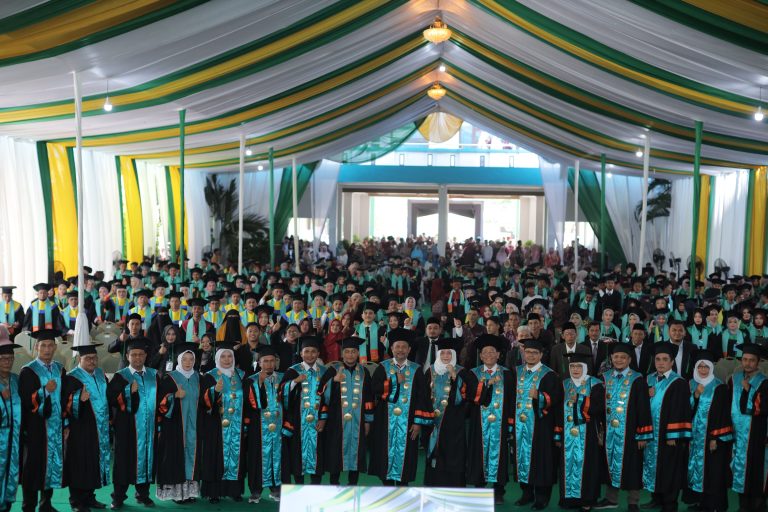 Upacara Wisuda Ke – IV Program Sarjana, Dan Magister Universitas Islam Kebangsaan Indonesia